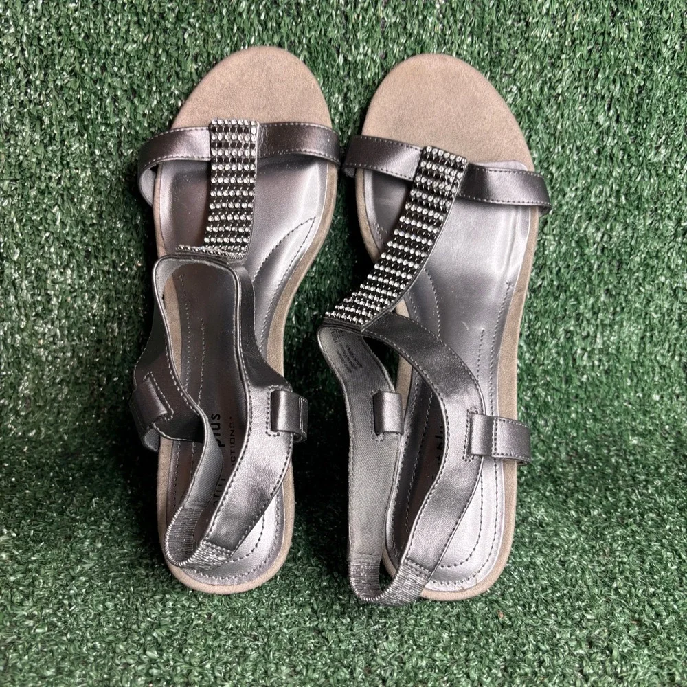Comfort Plus Predictions Rhinestone‎ T-Strap Wedge Sandal Pewter Womens 9.5 Wide